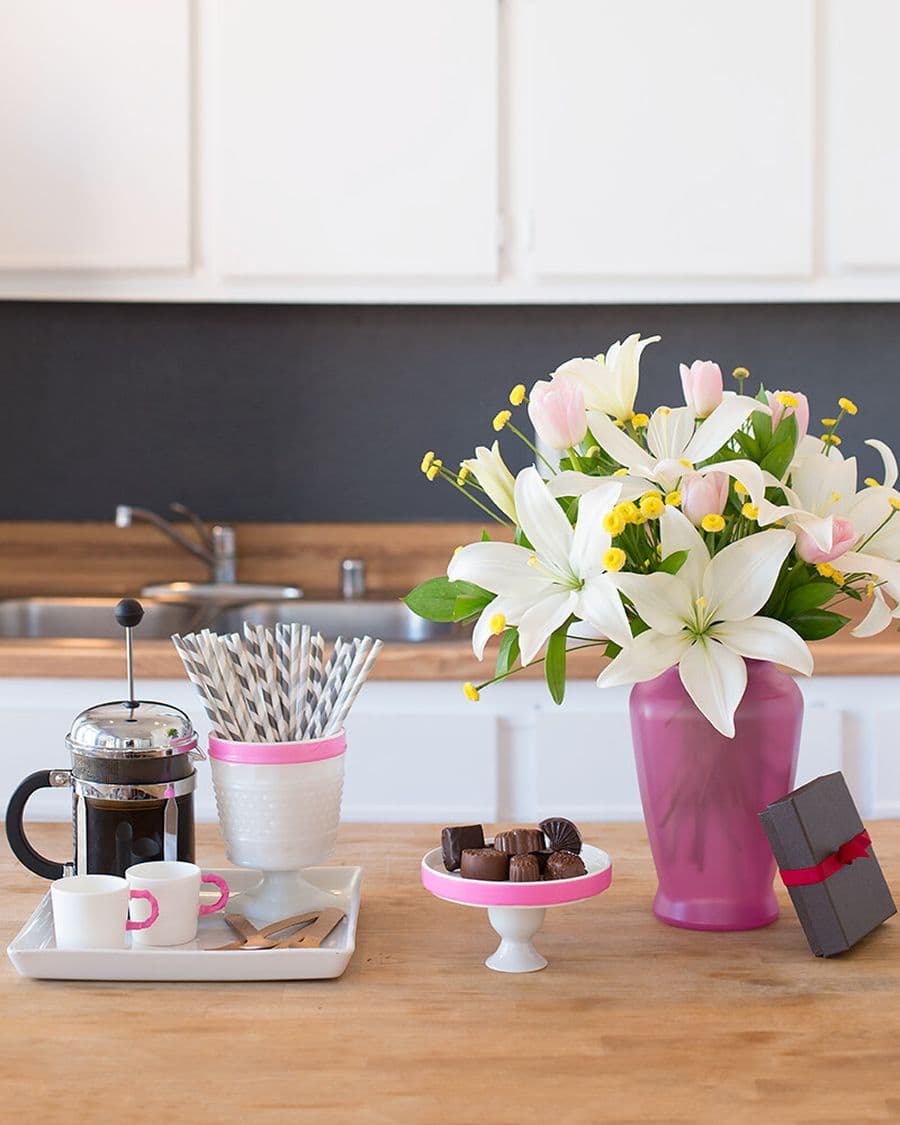 White Lily & Rose Bouquet